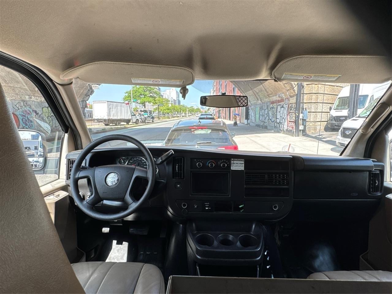 Chevrolet Express Cargo Van RWD 3500 135" 2011