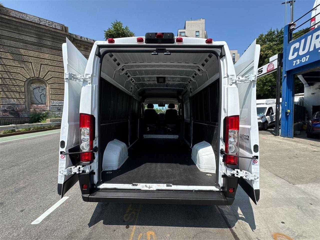 RAM ProMaster Cargo Van Tradesman 3500 High Roof 159" WB w/Pass Seat 2025