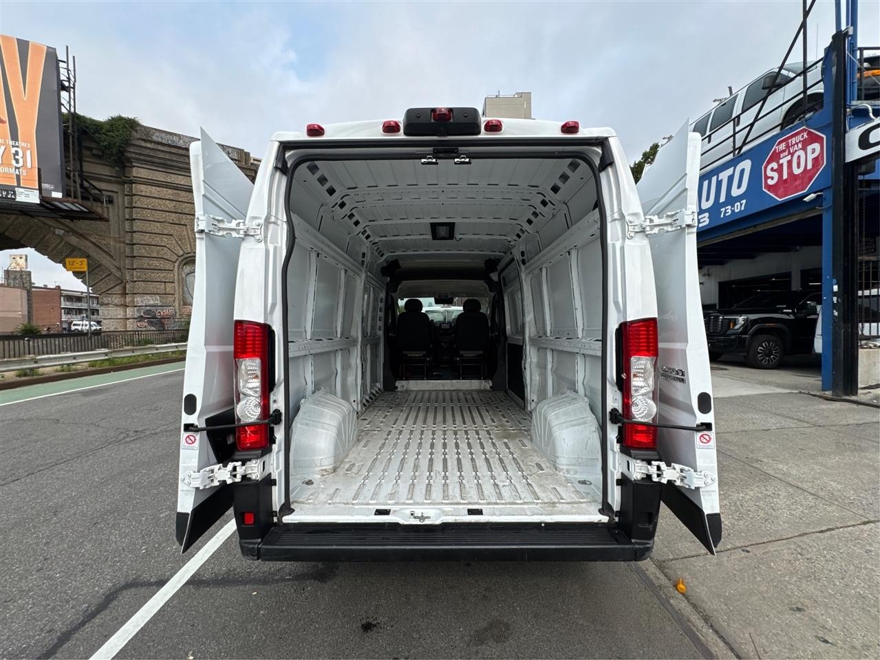 RAM ProMaster Cargo Van Tradesman 2500 High Roof 159" WB w/Pass Seat 2025