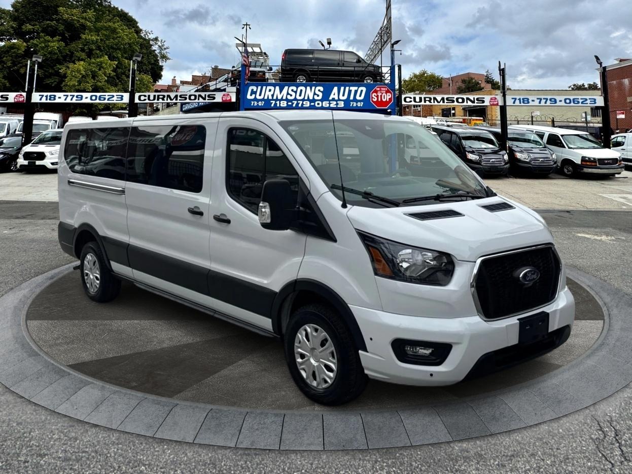 Ford Transit Passenger Wagon T-350 148" Low Roof XLT RWD 2025