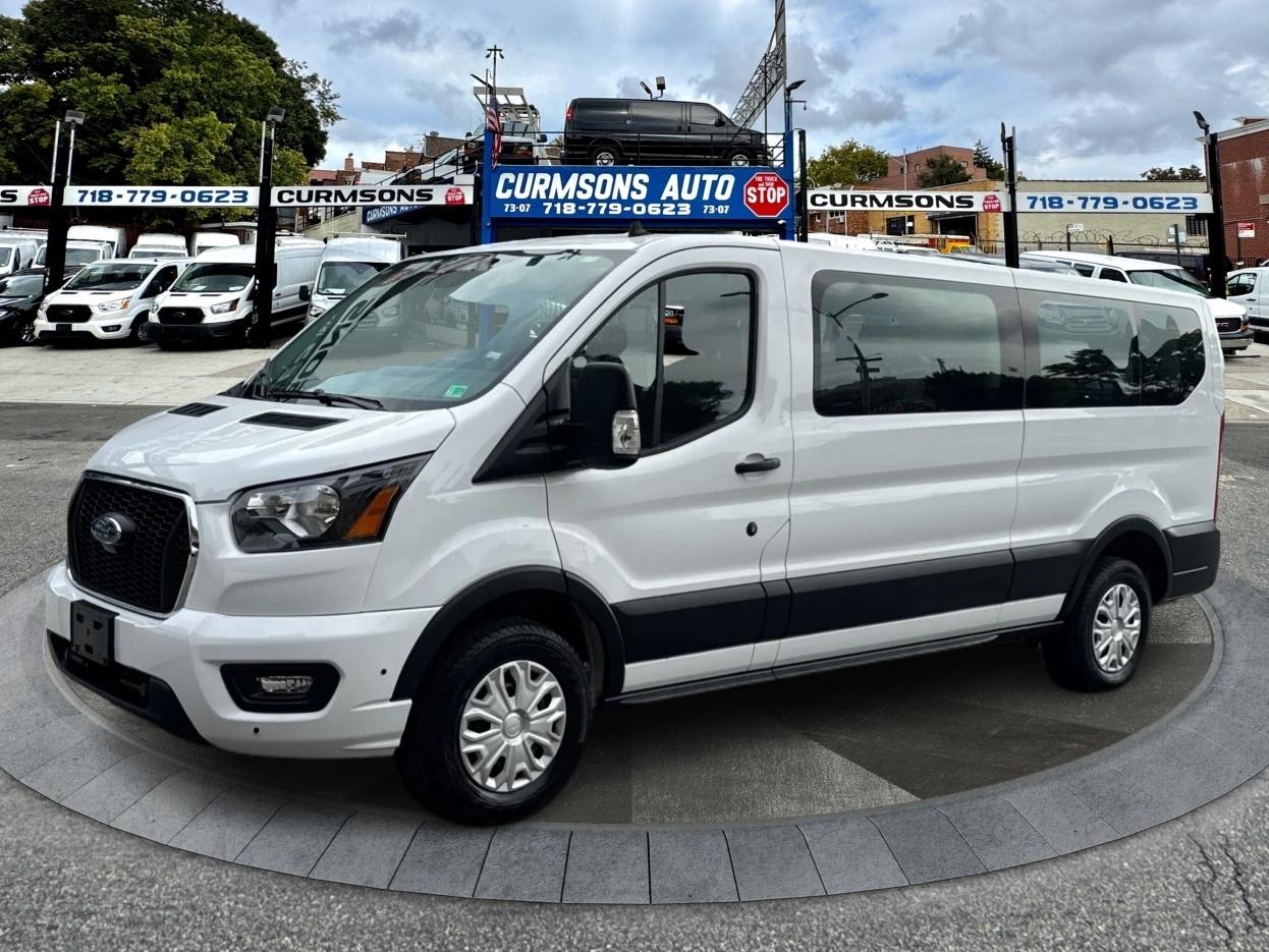 Ford Transit Passenger Wagon T-350 148" Low Roof XLT RWD 2025