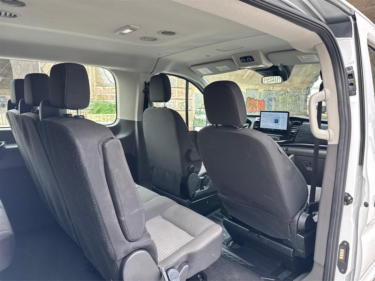 Ford Transit Passenger Wagon T-350 148" Low Roof XLT RWD 2025