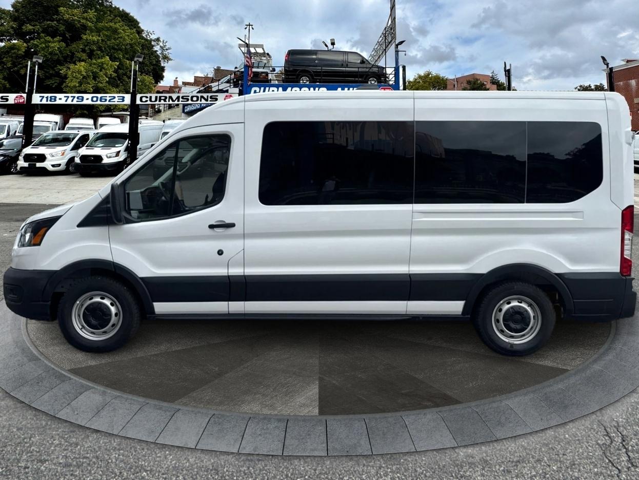 Ford Transit Passenger Wagon T-350 148" Med Roof XLT RWD 2026