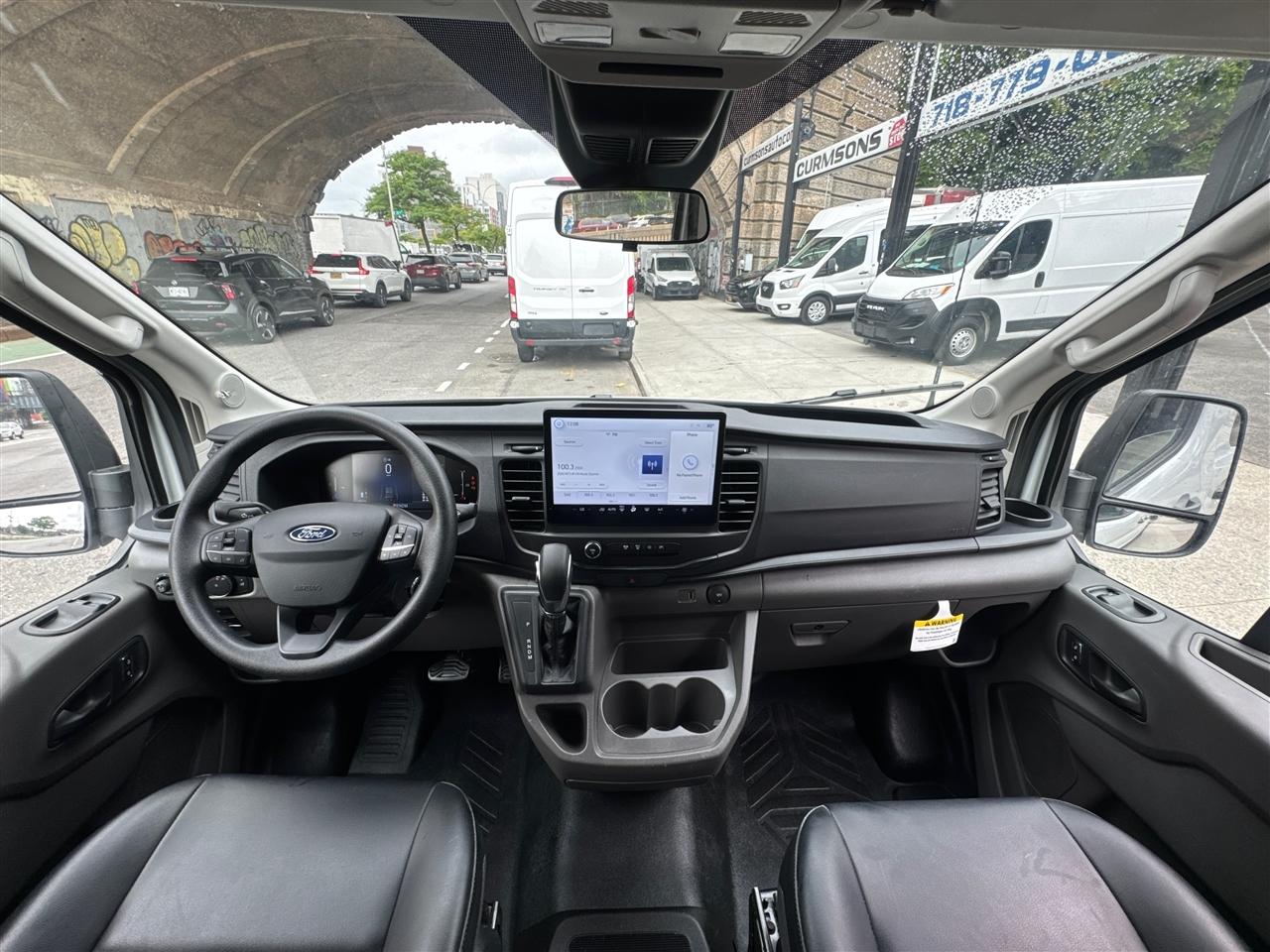 Ford Transit Passenger Wagon T-350 148" Med Roof XLT RWD 2026