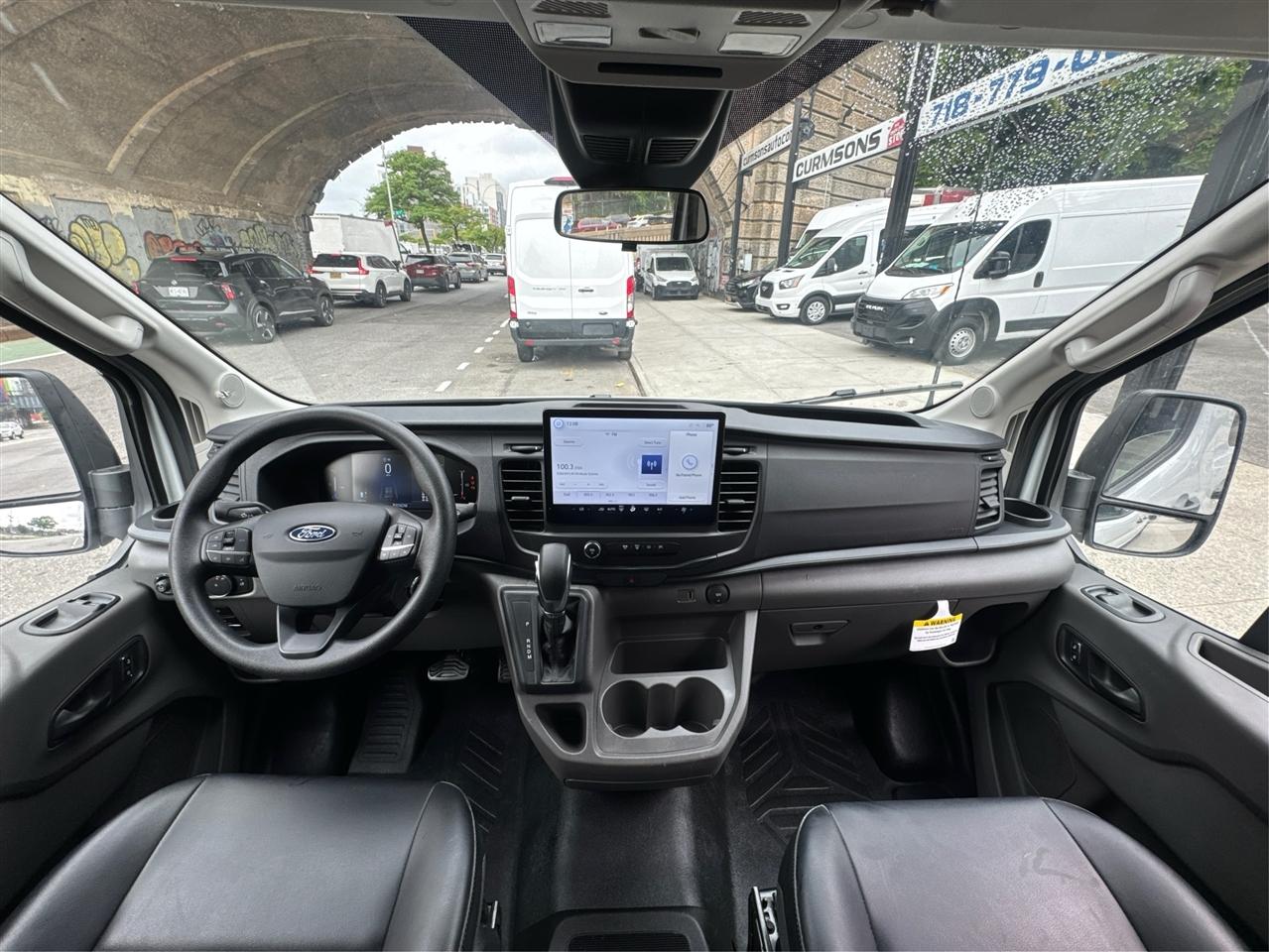 Ford Transit Passenger Wagon T-350 148" Med Roof XLT RWD 2026