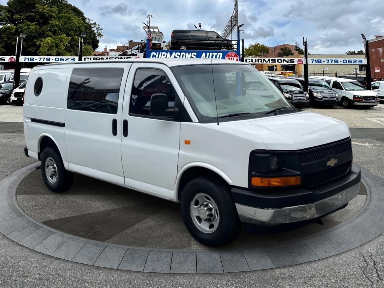 2011 Chevrolet Express Cargo Van RWD 2500 135"
