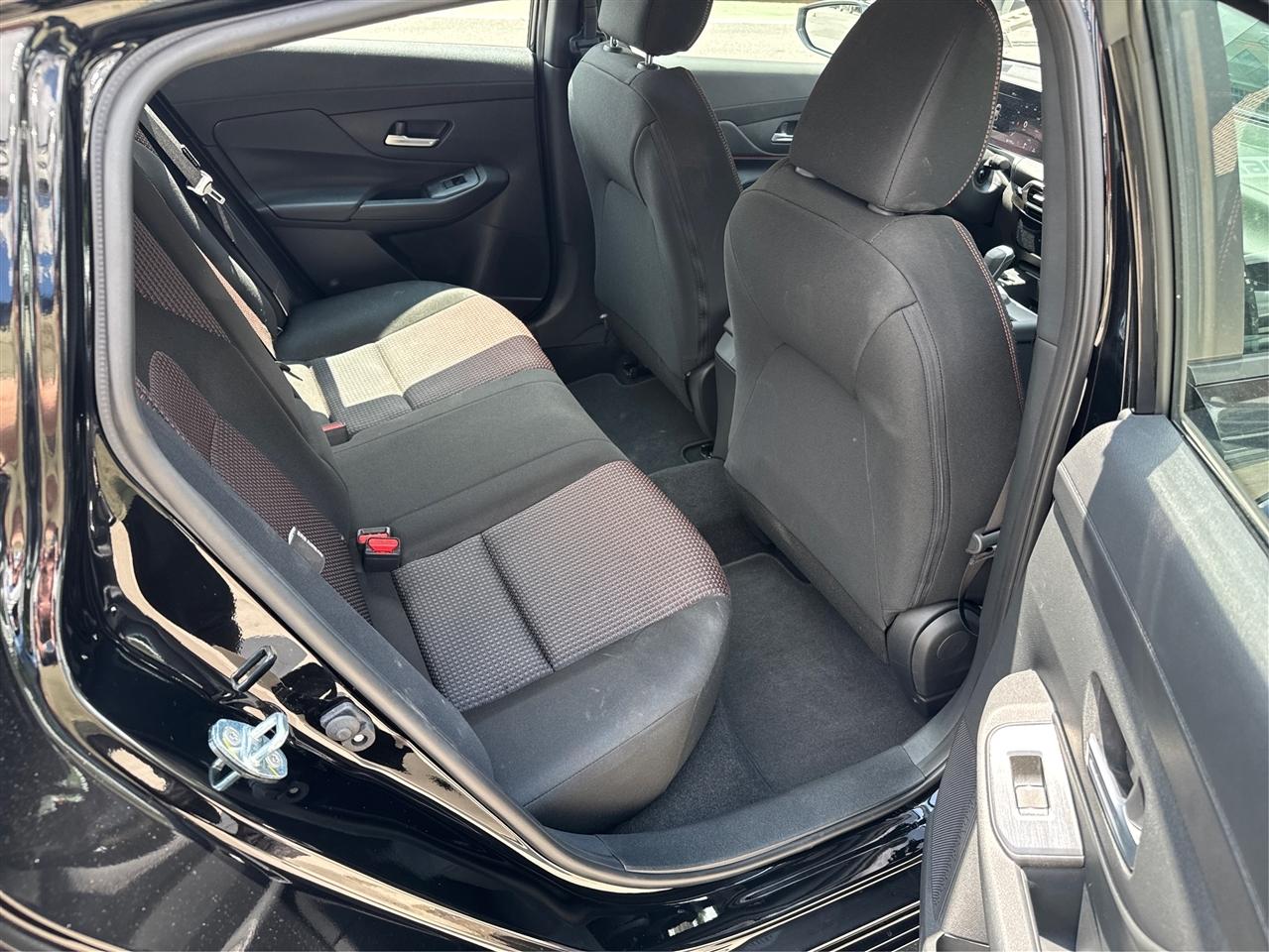 Nissan Sentra SR Sedan *Ltd Avail* 2026
