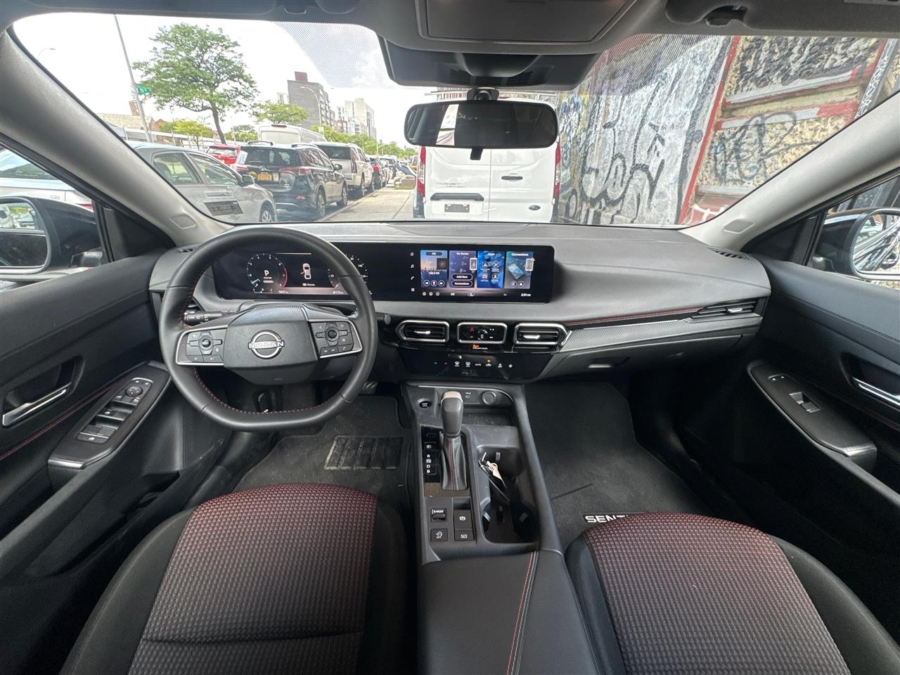 Nissan Sentra SR Sedan *Ltd Avail* 2026