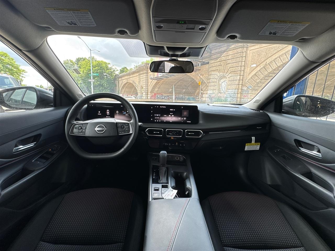 Nissan Sentra SR Sedan *Ltd Avail* 2026