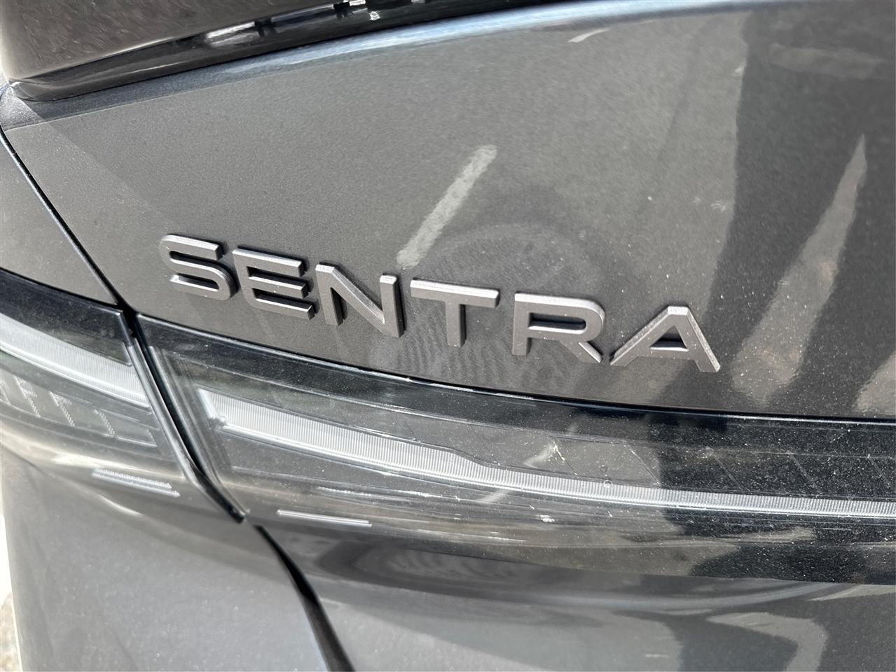 Nissan Sentra SR Sedan *Ltd Avail* 2026