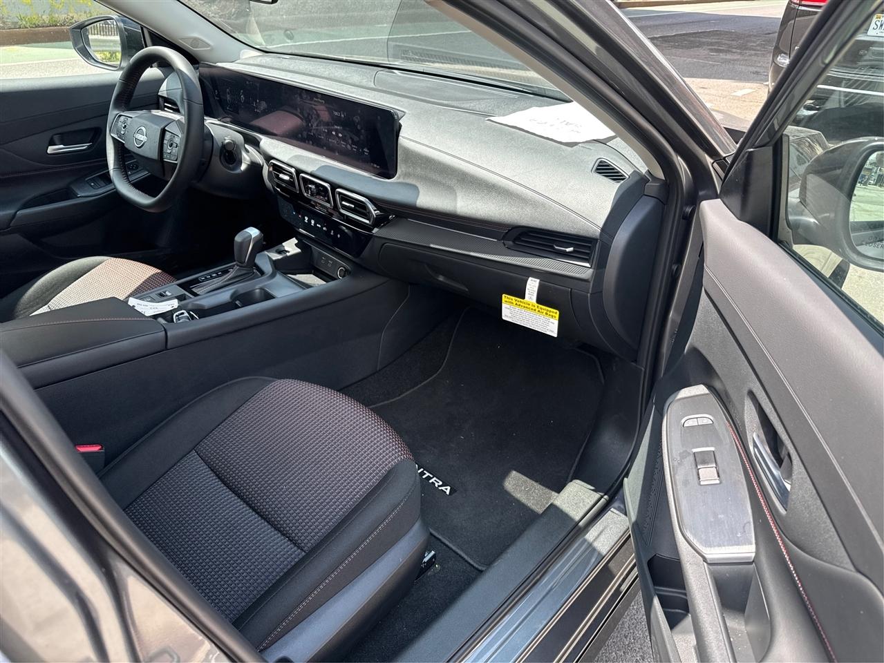 Nissan Sentra SR Sedan *Ltd Avail* 2026