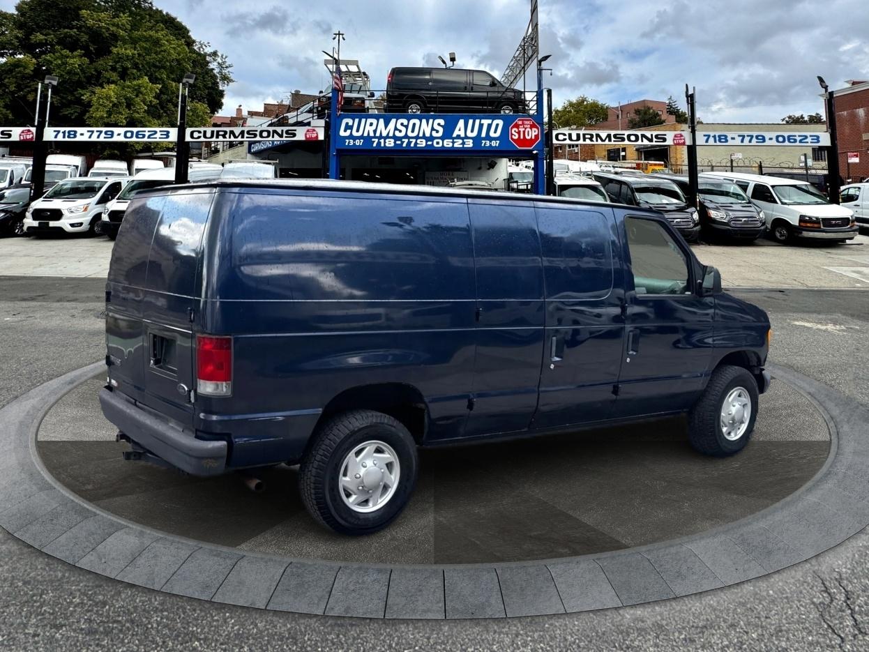 Ford Econoline Cargo Van E-250 2006