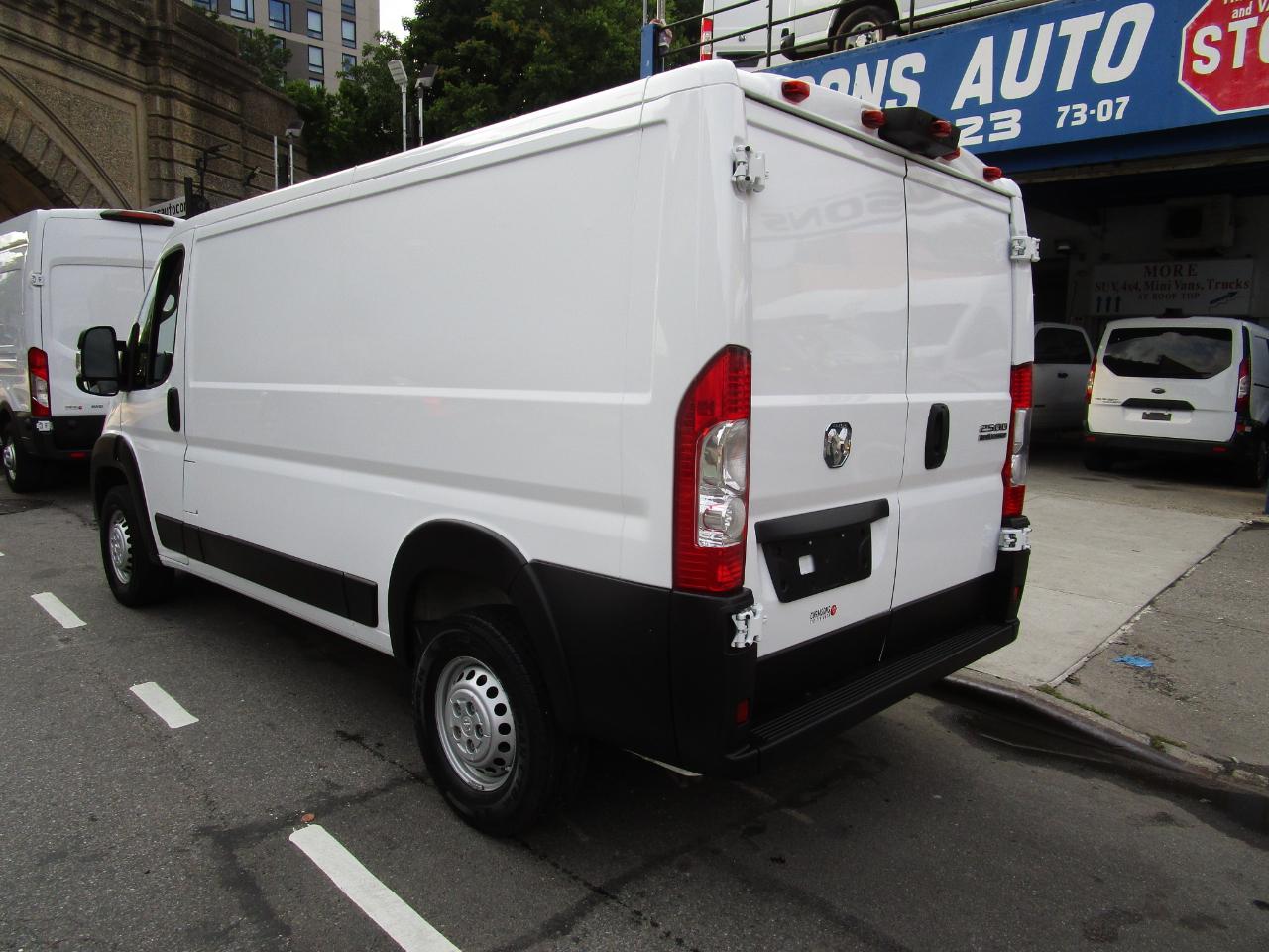 RAM ProMaster Cargo Van Tradesman 2500 Low Roof 136" WB w/Pass Seat 2025