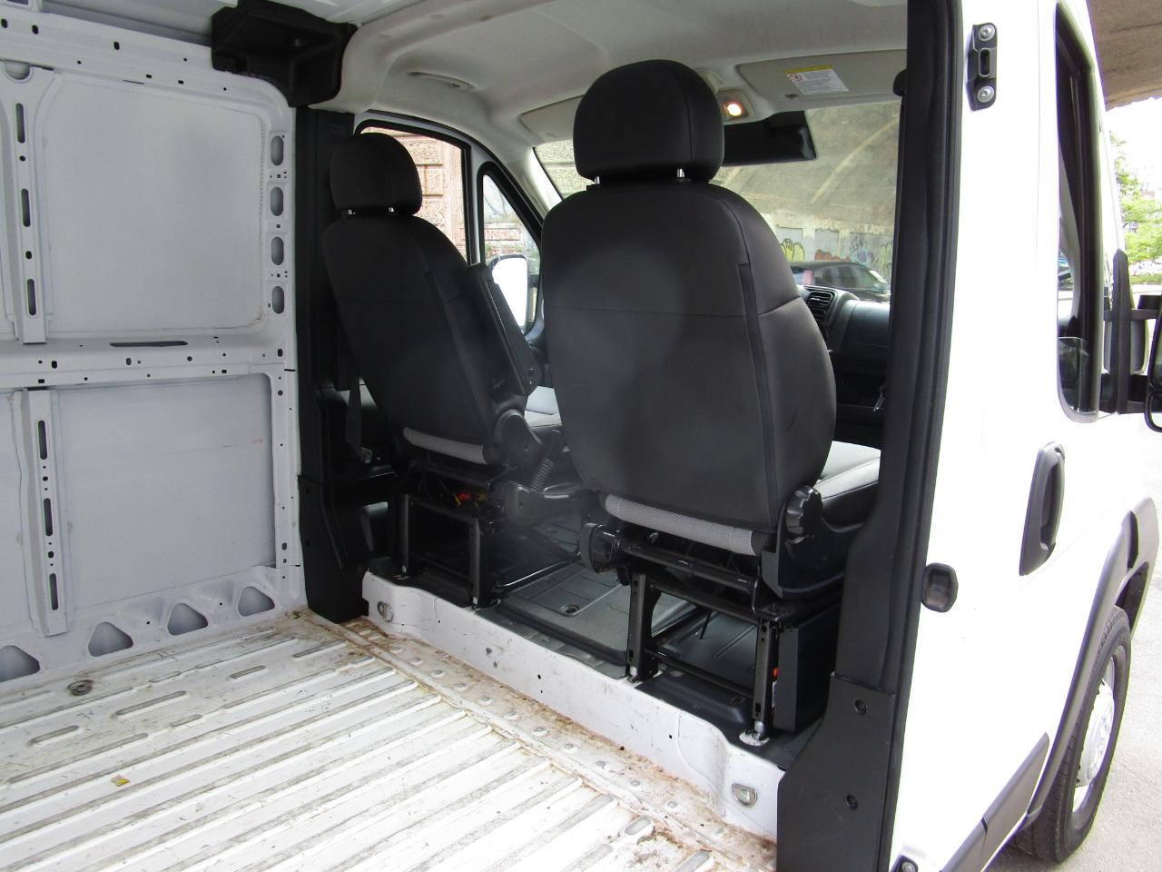 RAM ProMaster Cargo Van Tradesman 2500 Low Roof 136" WB w/Pass Seat 2025