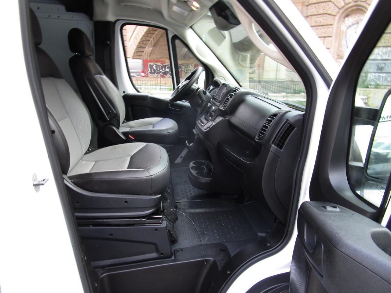 RAM ProMaster Cargo Van Tradesman 2500 Low Roof 136" WB w/Pass Seat 2025