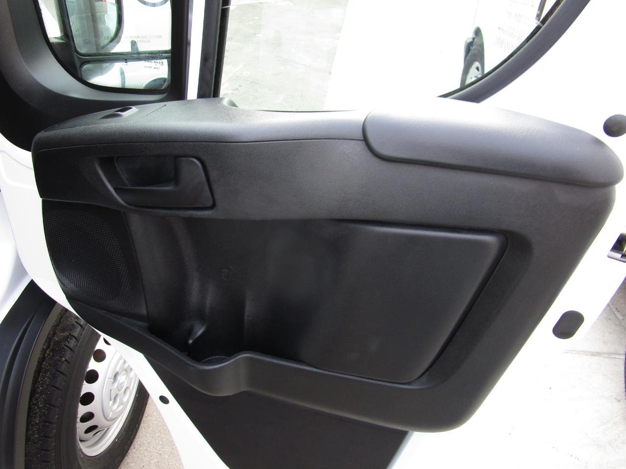 RAM ProMaster Cargo Van Tradesman 2500 Low Roof 136" WB w/Pass Seat 2025