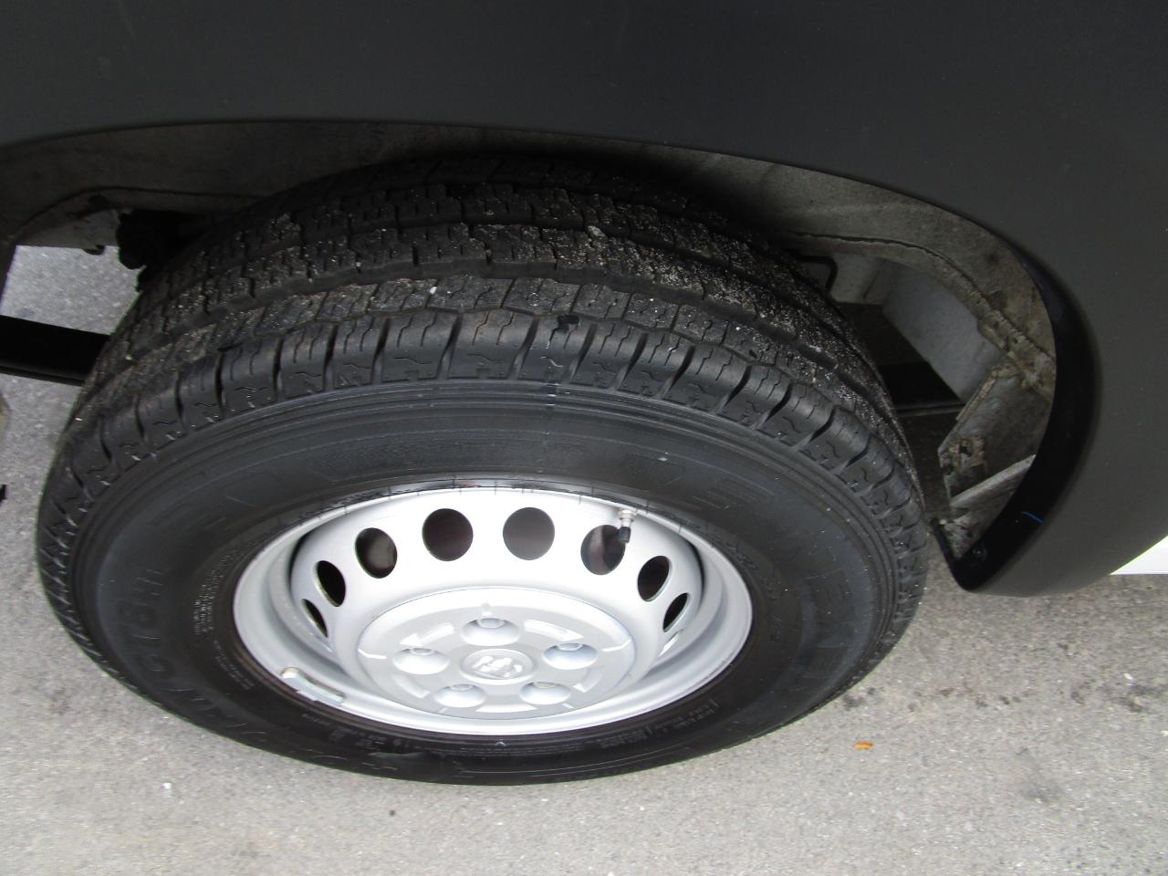 RAM ProMaster Cargo Van Tradesman 2500 Low Roof 136" WB w/Pass Seat 2025
