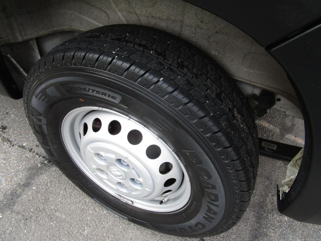 RAM ProMaster Cargo Van Tradesman 2500 Low Roof 136" WB w/Pass Seat 2025
