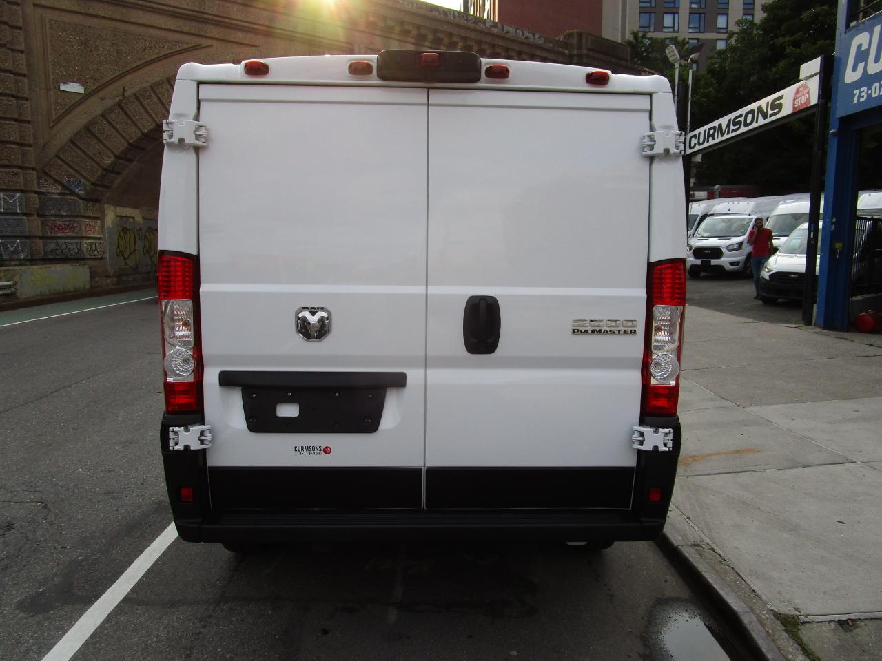 RAM ProMaster Cargo Van Tradesman 2500 Low Roof 136" WB w/Pass Seat 2025