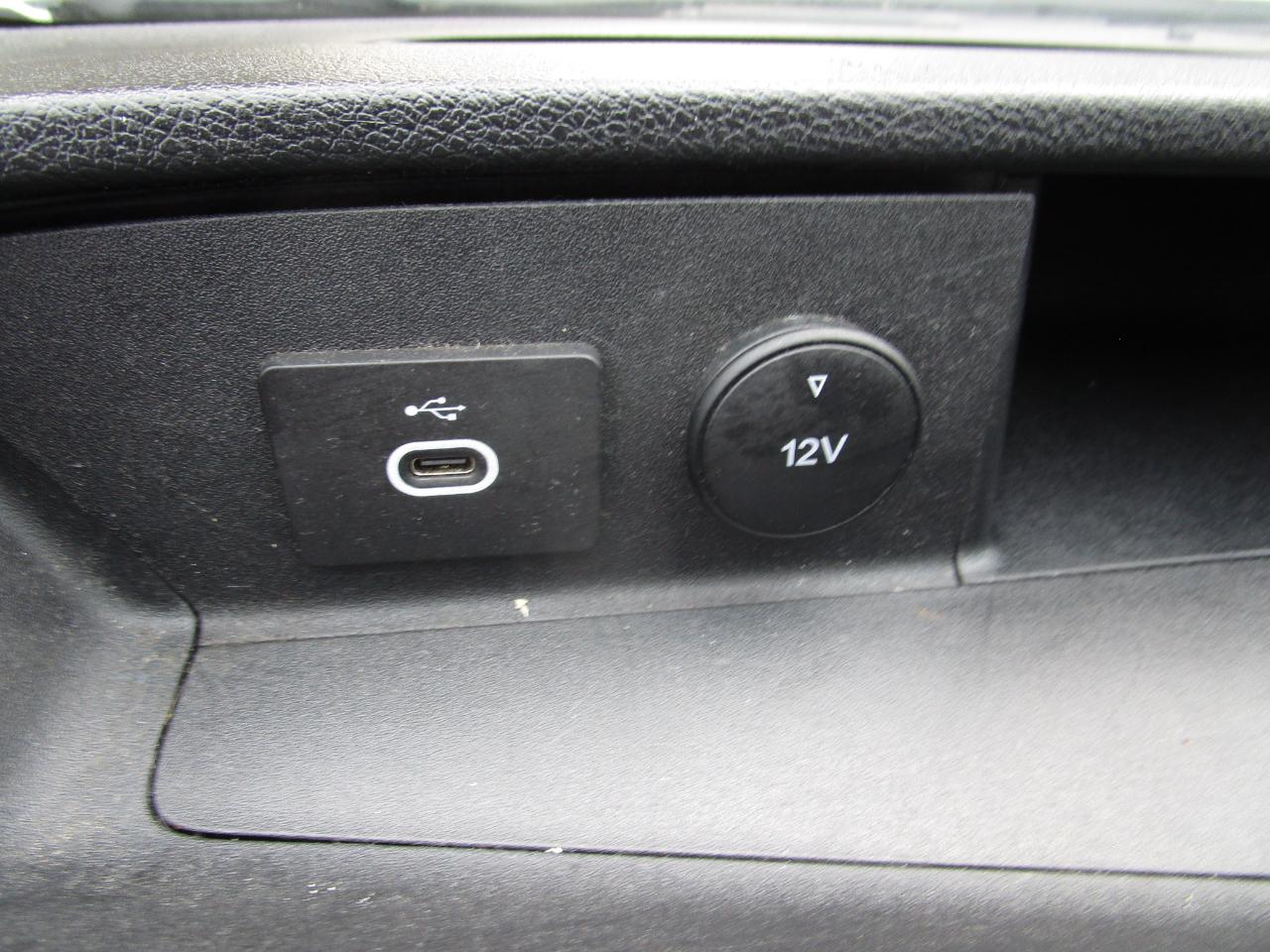 Ford Transit Cargo Van T-250 148" Hi Rf 9070 GVWR RWD 2023