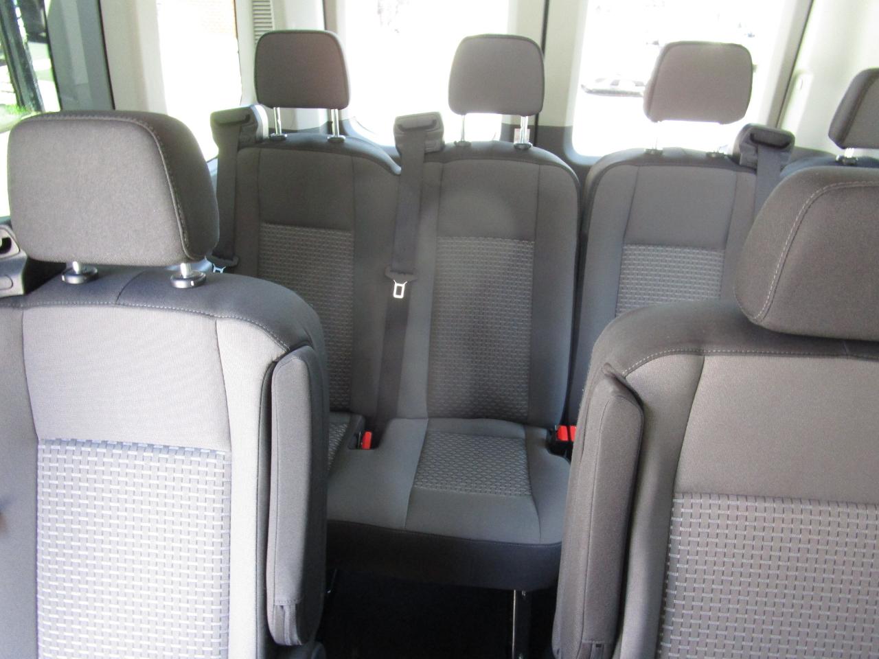 Ford Transit Passenger Wagon T-350 148" Med Roof XLT RWD 2026