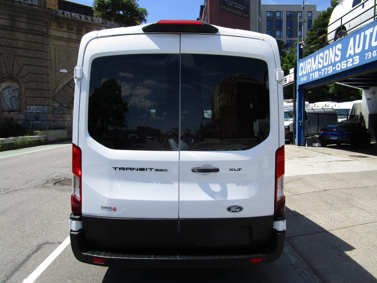 Ford Transit Passenger Wagon T-350 148" Med Roof XLT RWD 2026