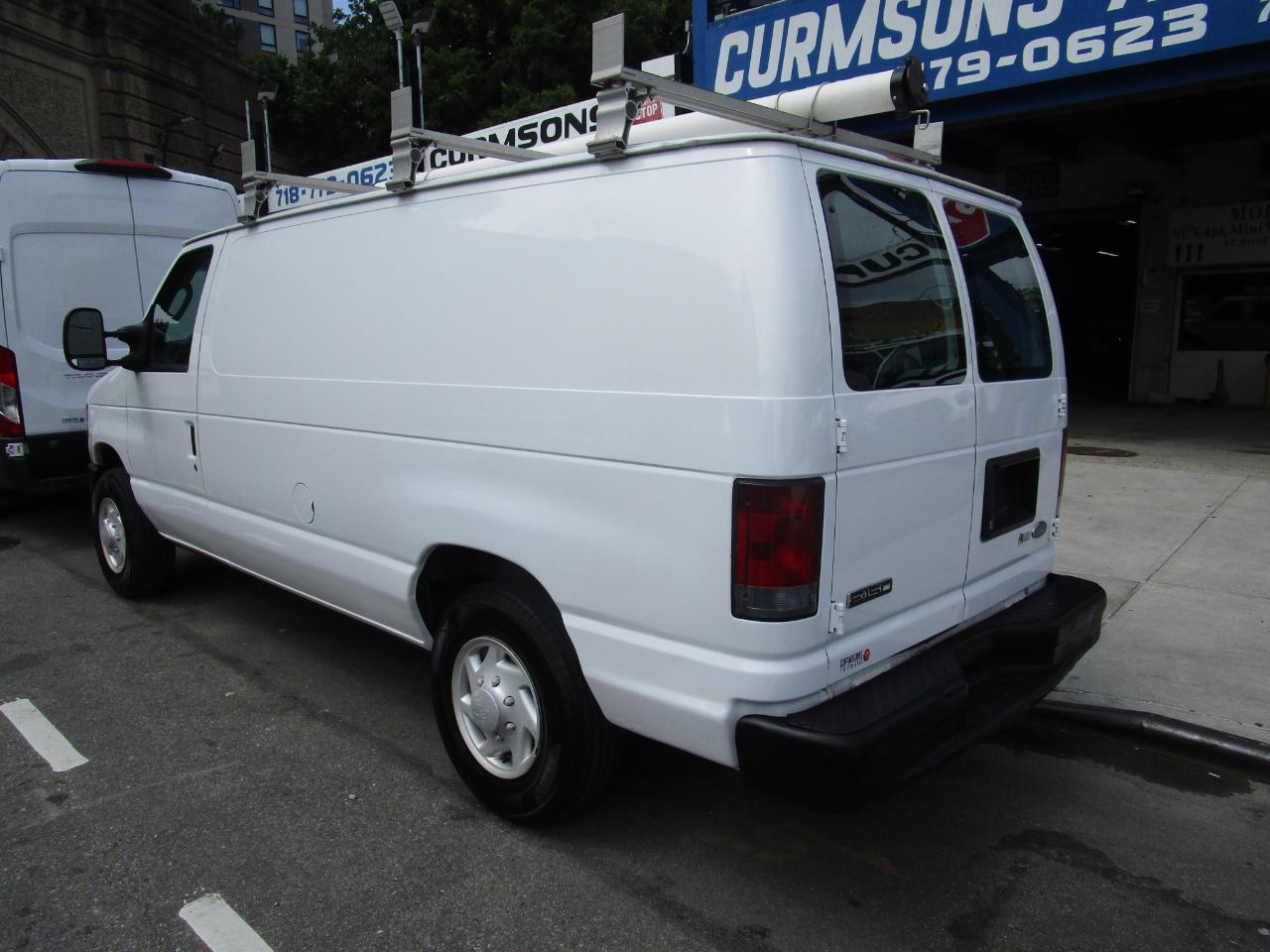 Ford Econoline Cargo Van E-150 Commercial 2010