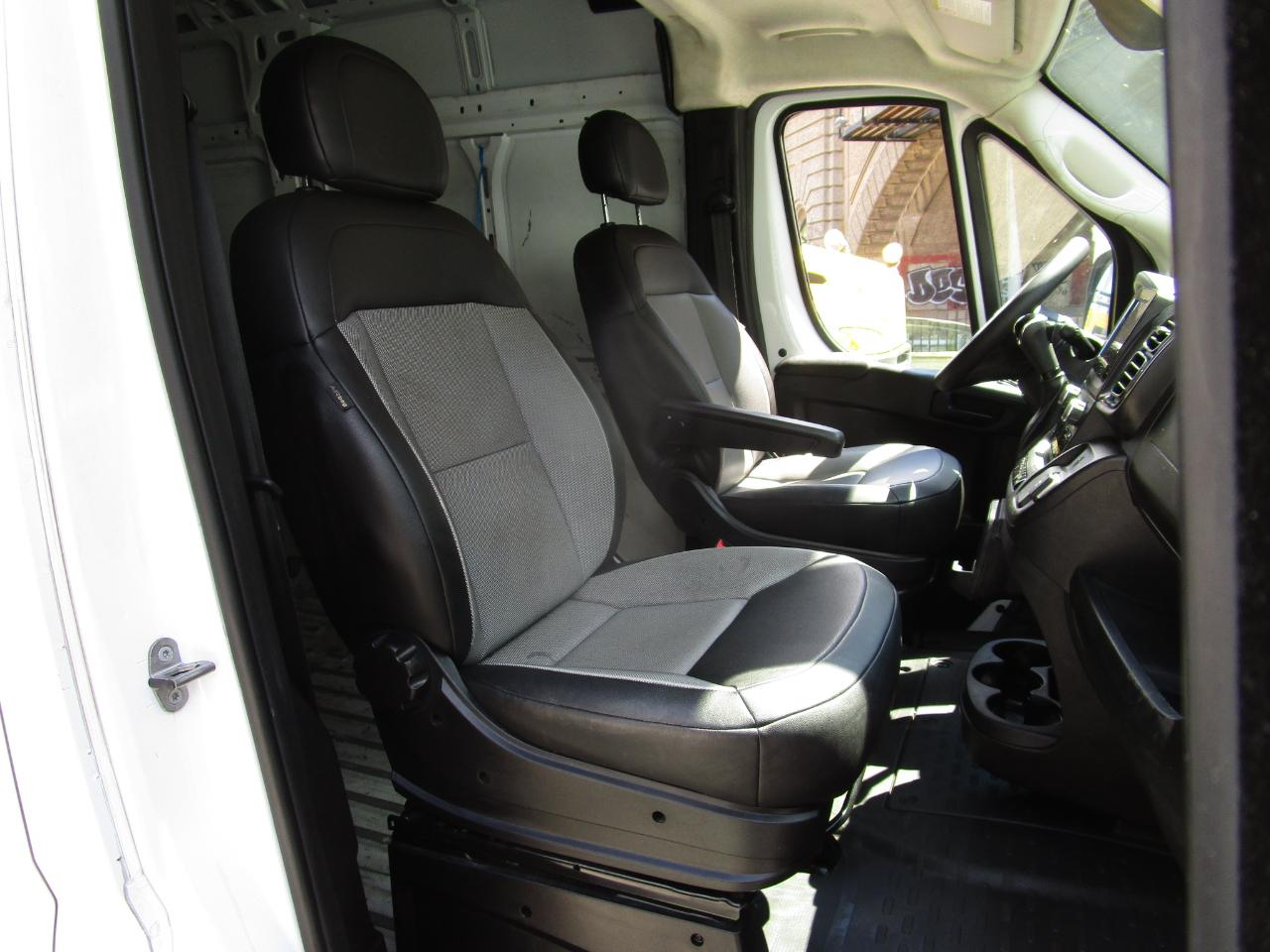 RAM ProMaster Cargo Van Tradesman 2500 High Roof 136" WB w/Pass Seat 2024