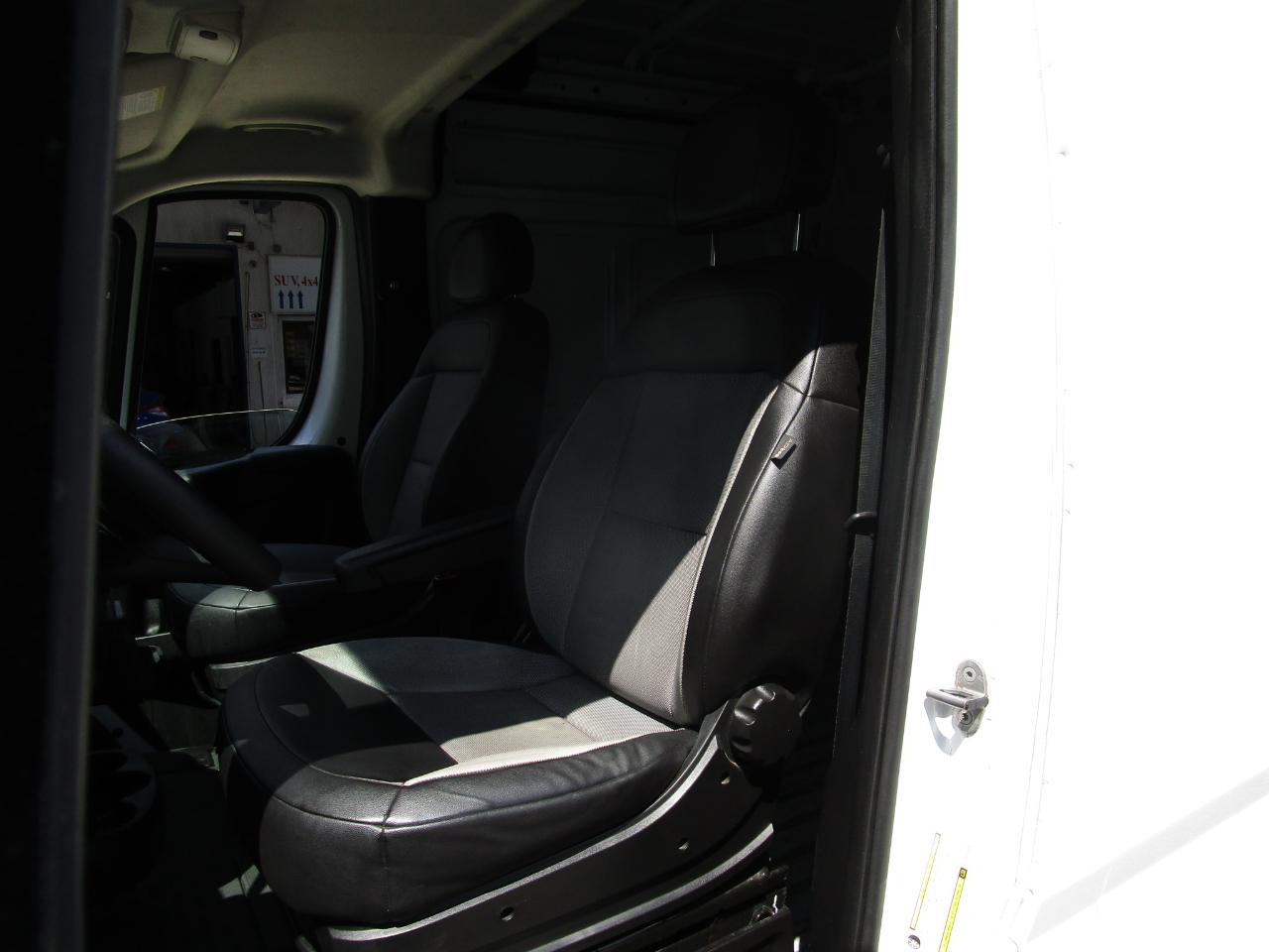 RAM ProMaster Cargo Van Tradesman 2500 High Roof 136" WB w/Pass Seat 2024