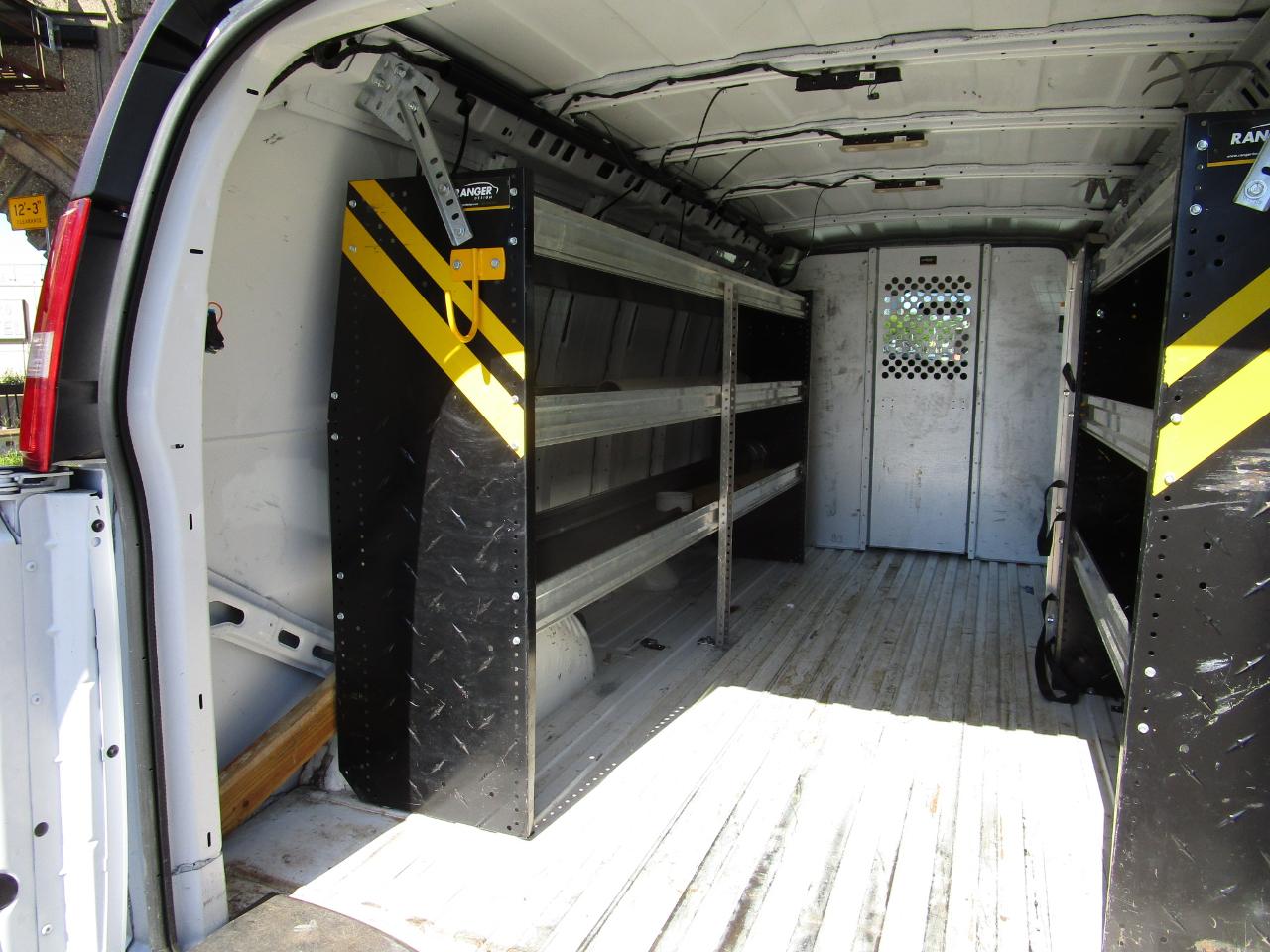 Chevrolet Express Cargo Van RWD 3500 155" 2023