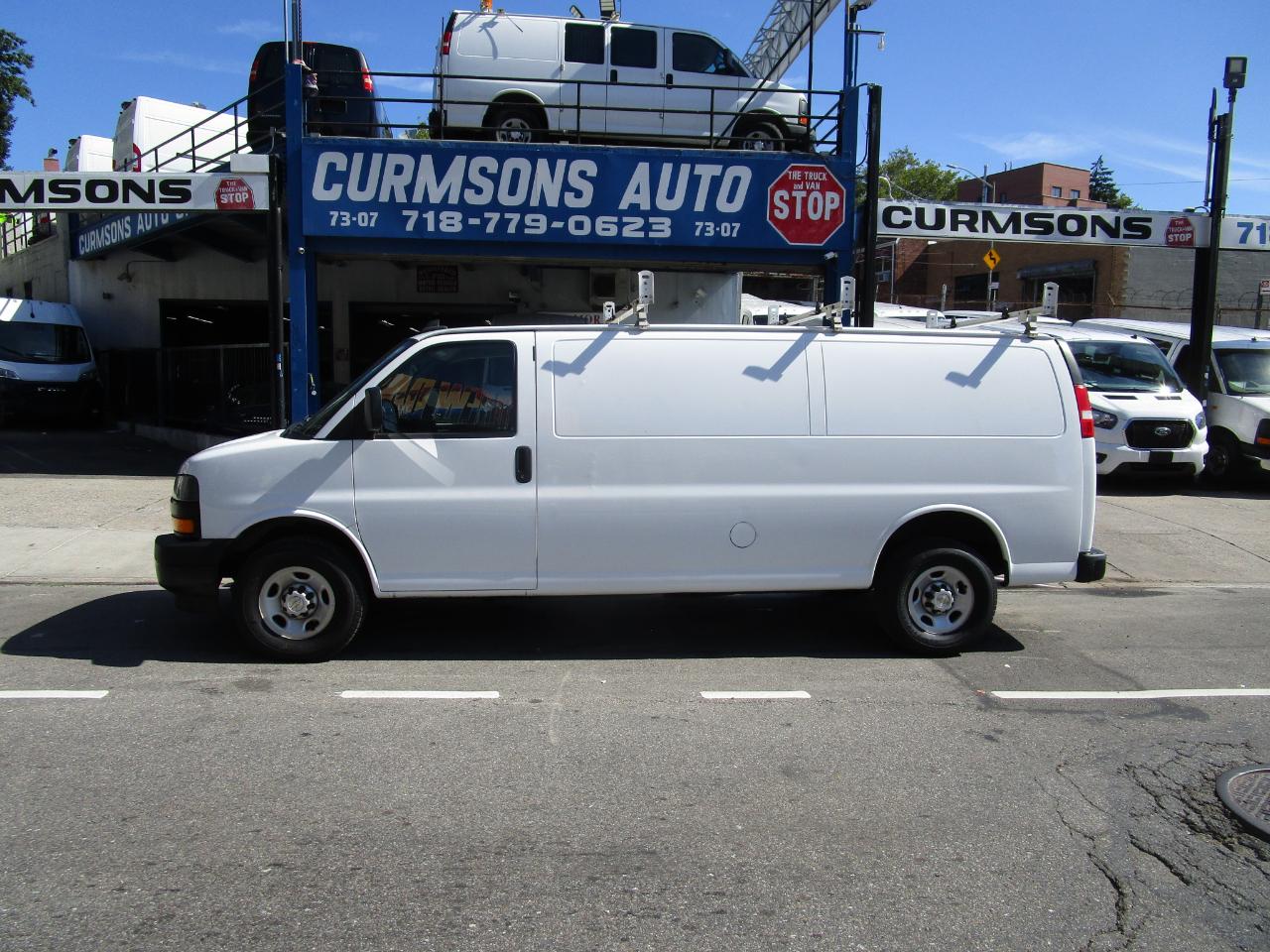 Chevrolet Express Cargo Van RWD 3500 155" 2023