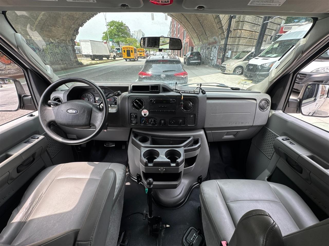 Ford Econoline Cargo Van E-350 Super Duty Ext Recreational 2013