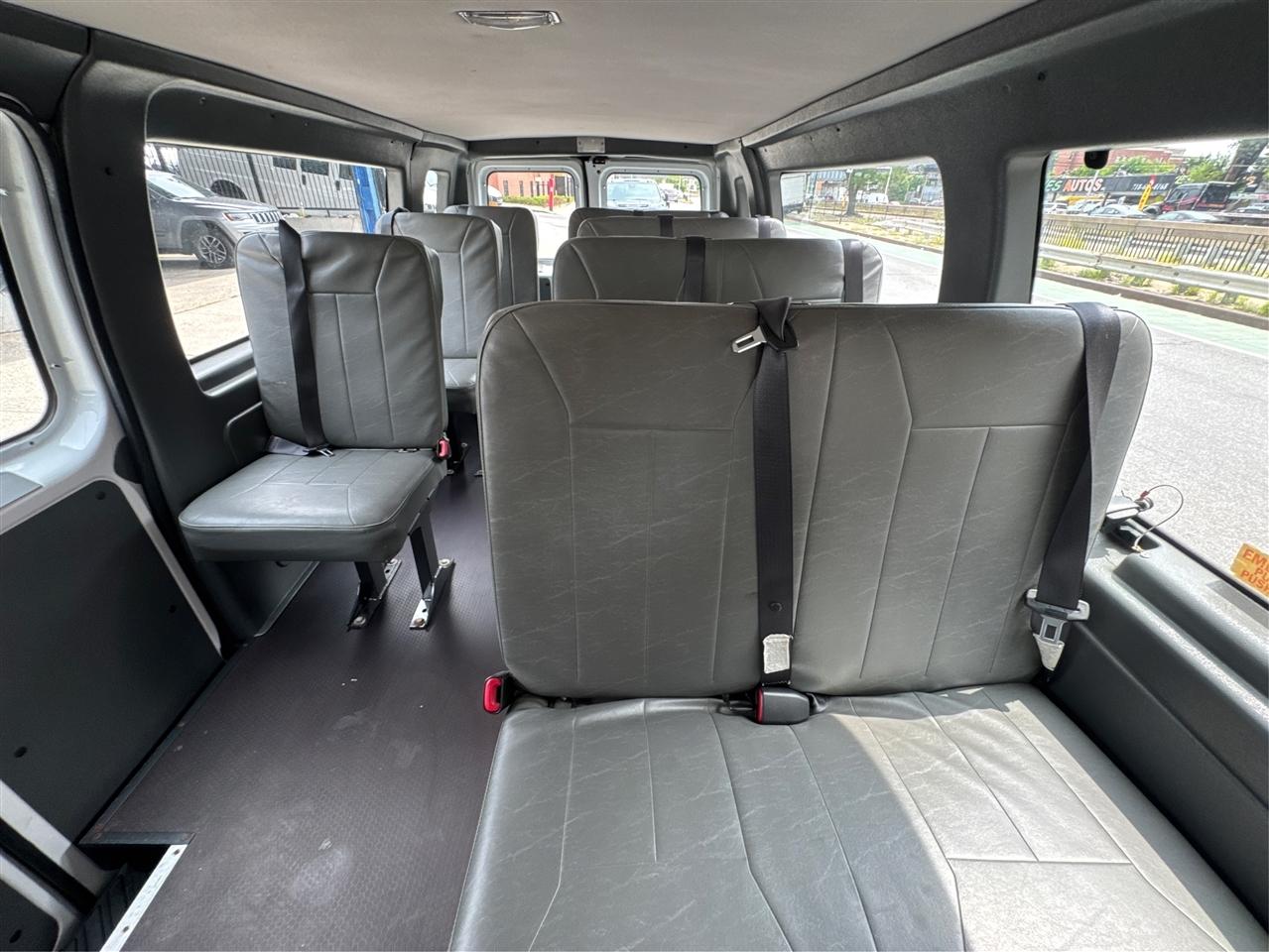 Ford Econoline Cargo Van E-350 Super Duty Ext Recreational 2013