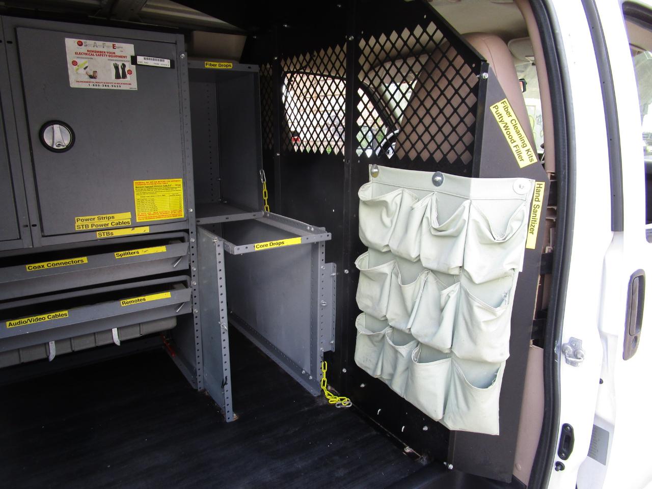 Chevrolet Express Cargo Van RWD 2500 135" 2011