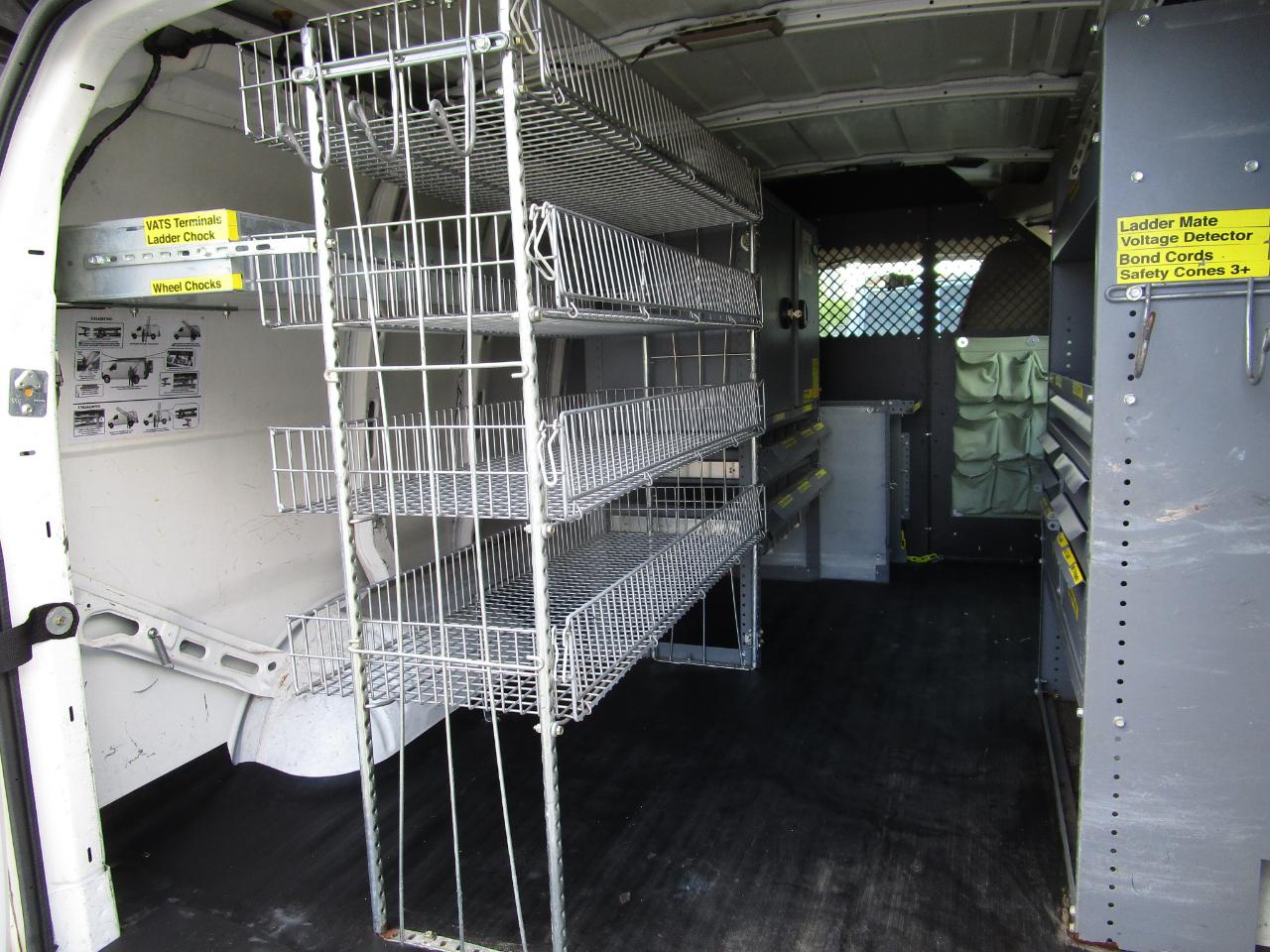 Chevrolet Express Cargo Van RWD 2500 135" 2011