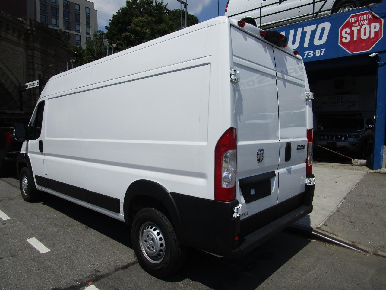 RAM ProMaster Cargo Van Tradesman 2500 High Roof 159" WB w/Pass Seat 2025