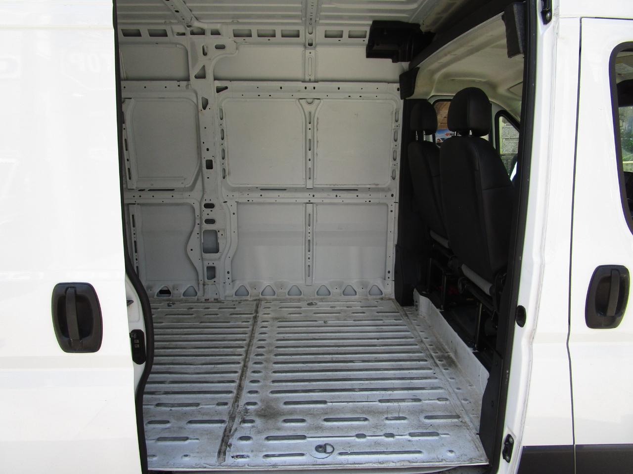 RAM ProMaster Cargo Van Tradesman 2500 High Roof 159" WB w/Pass Seat 2025