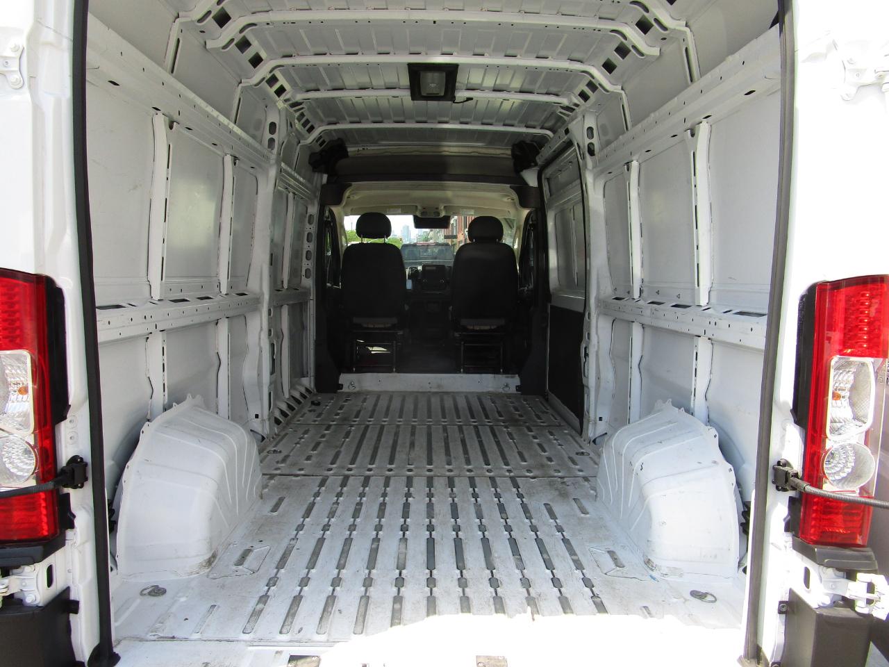 RAM ProMaster Cargo Van Tradesman 2500 High Roof 159" WB w/Pass Seat 2025