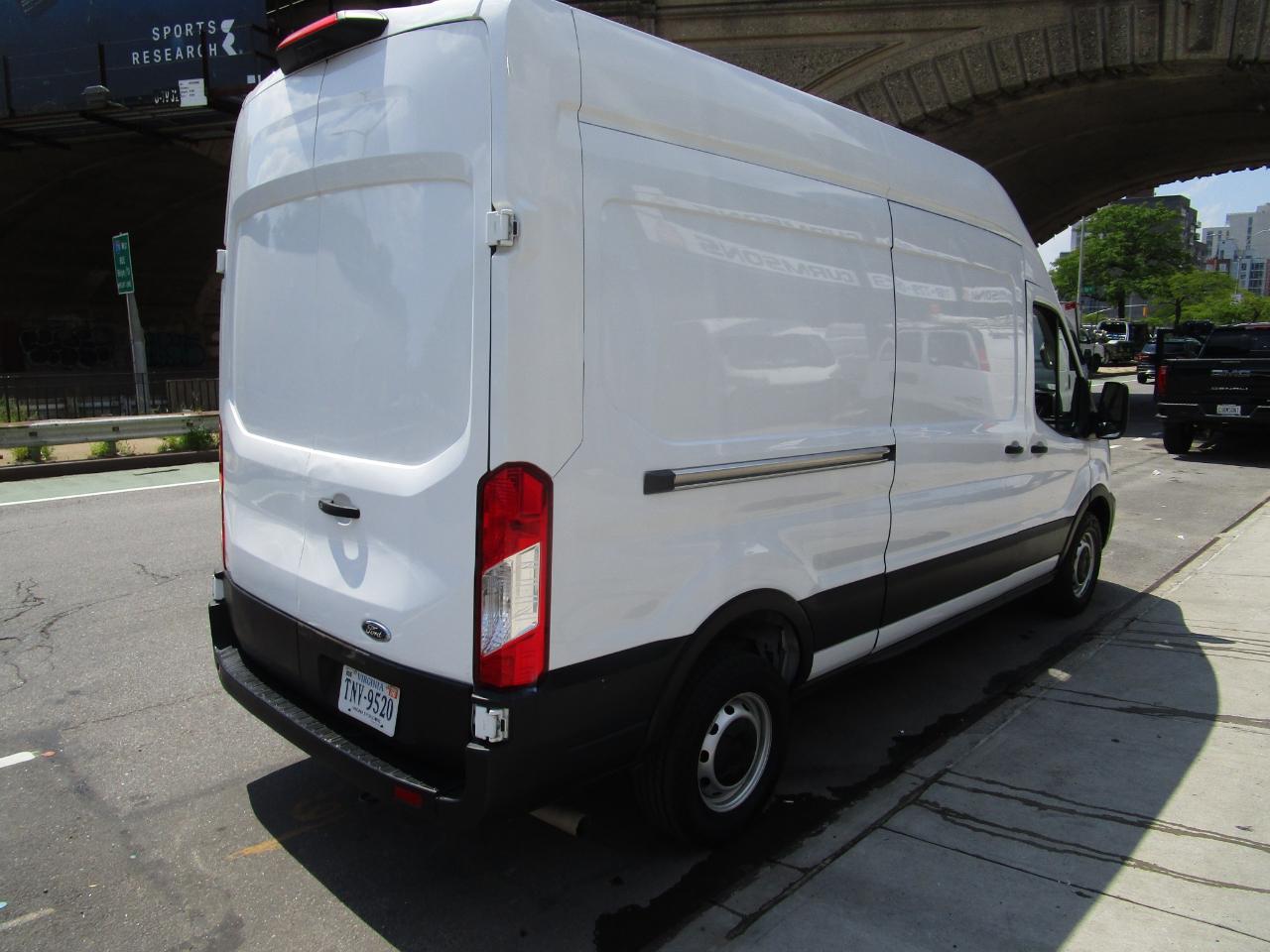 Ford Transit Cargo Van T-250 148" Hi Rf 9070 GVWR RWD 2023