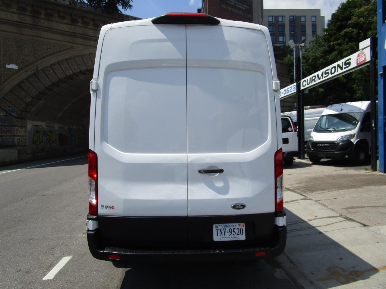 Ford Transit Cargo Van T-250 148" Hi Rf 9070 GVWR RWD 2023