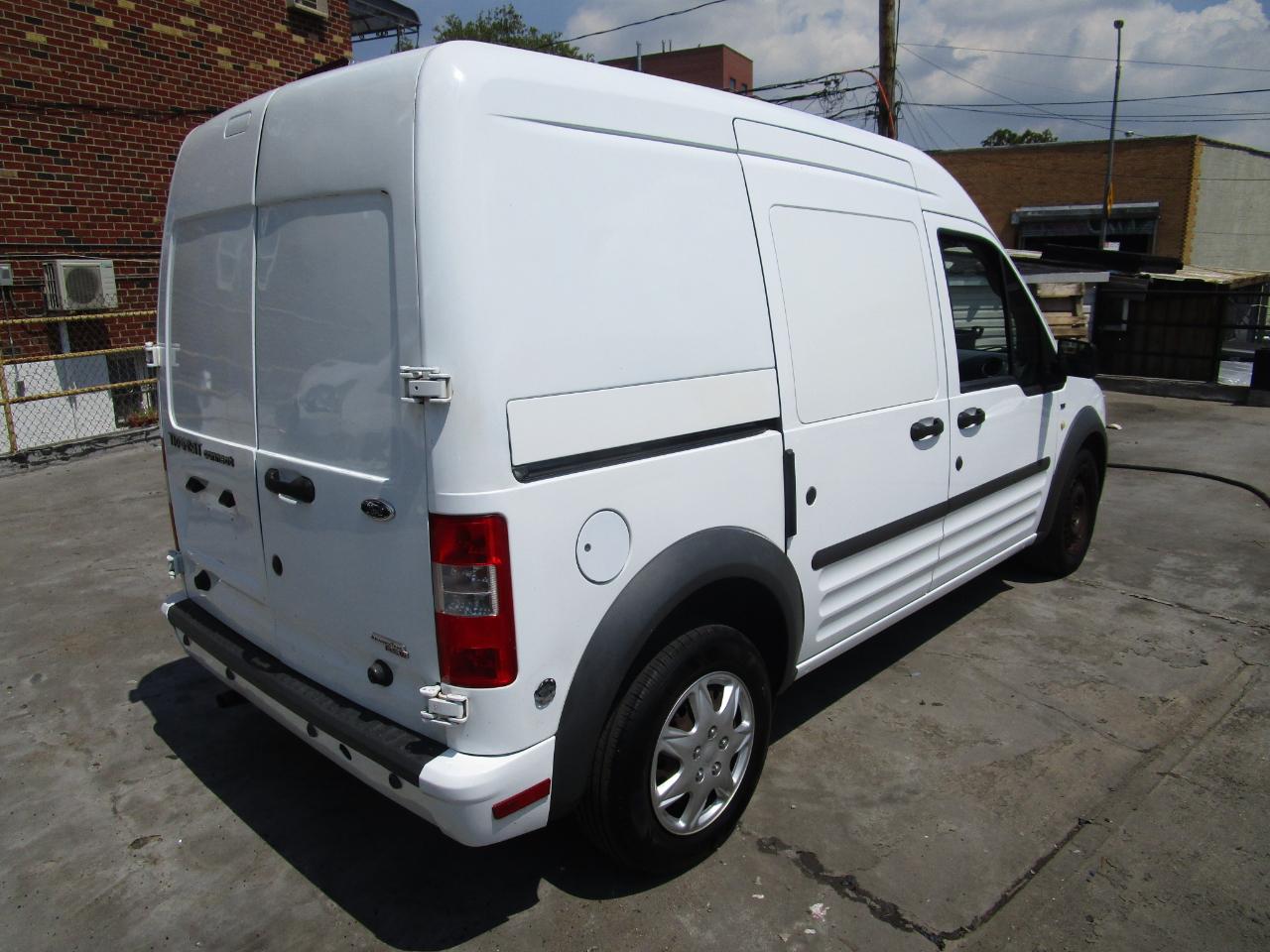 Ford Transit Connect 114.6" XLT w/o side or rear door glass 2012