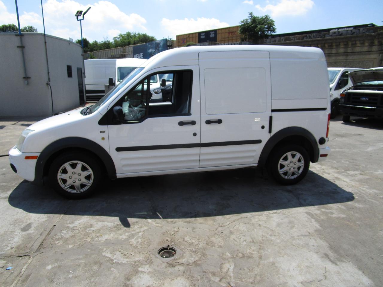 Ford Transit Connect 114.6" XLT w/o side or rear door glass 2012