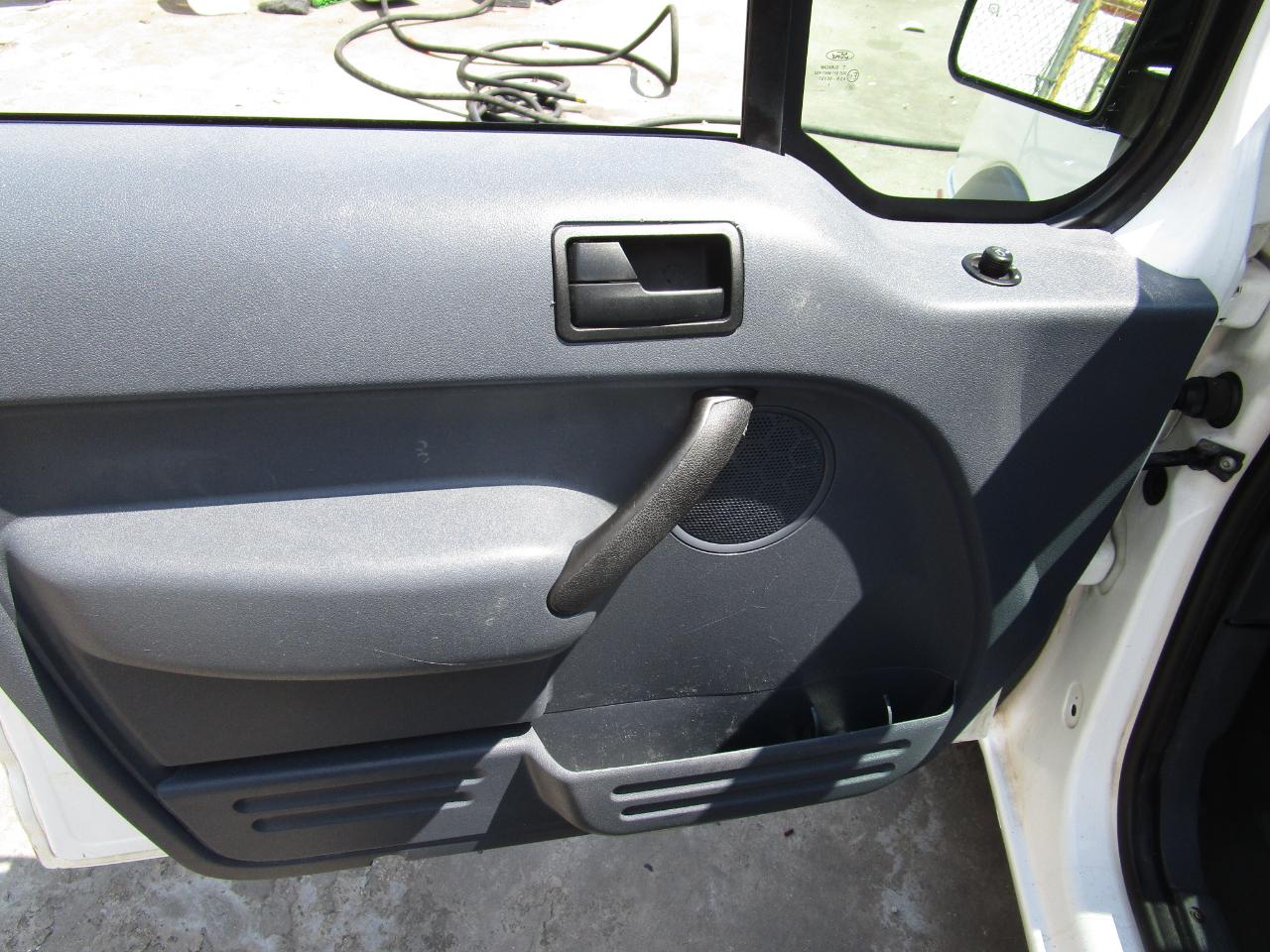 Ford Transit Connect 114.6" XLT w/o side or rear door glass 2012