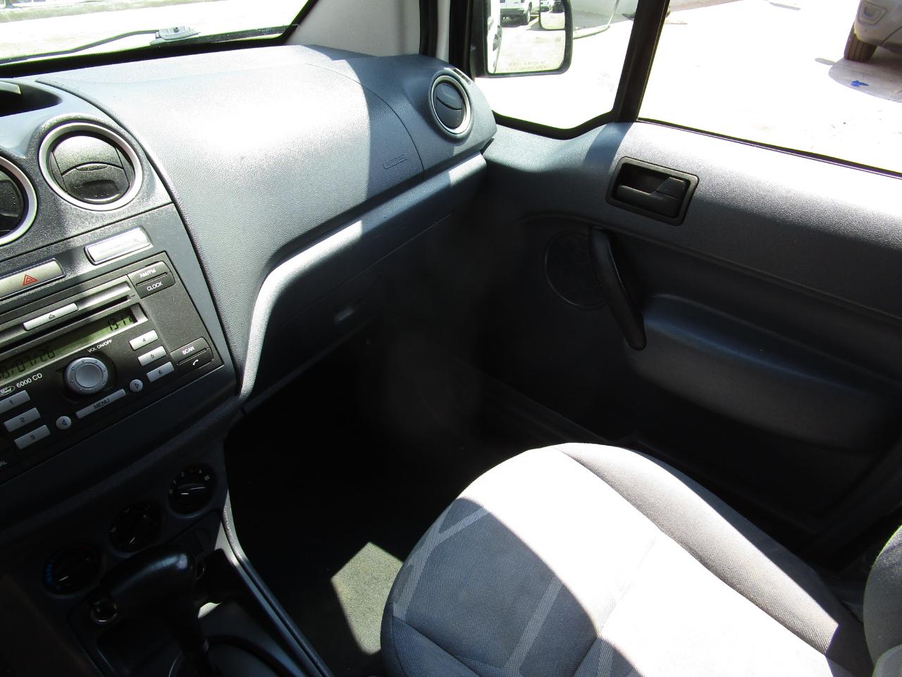 Ford Transit Connect 114.6" XLT w/o side or rear door glass 2012