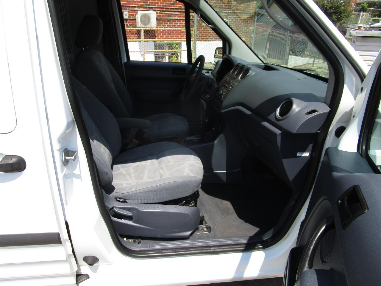 Ford Transit Connect 114.6" XLT w/o side or rear door glass 2012