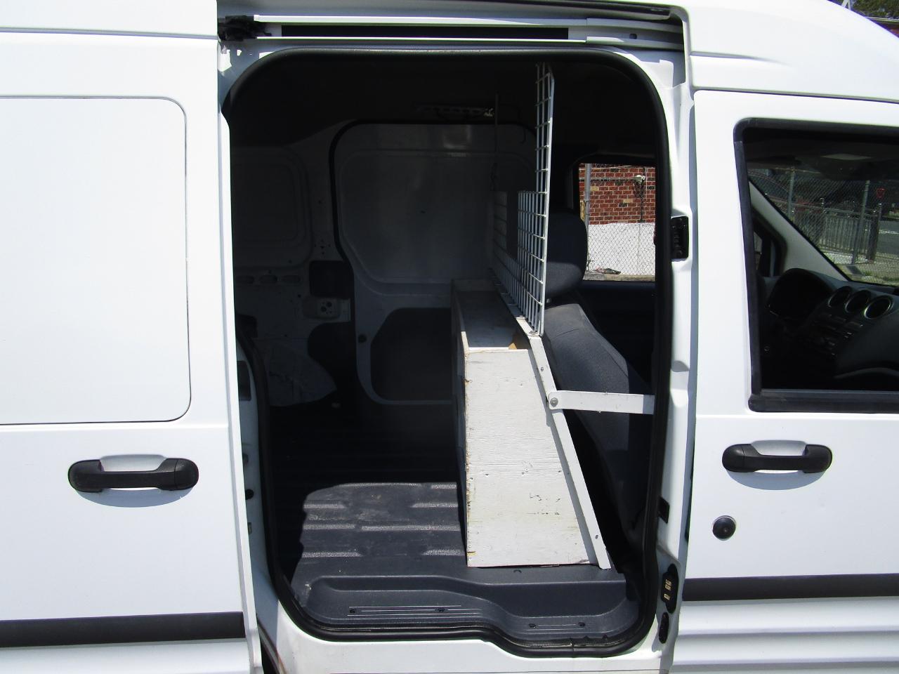 Ford Transit Connect 114.6" XLT w/o side or rear door glass 2012
