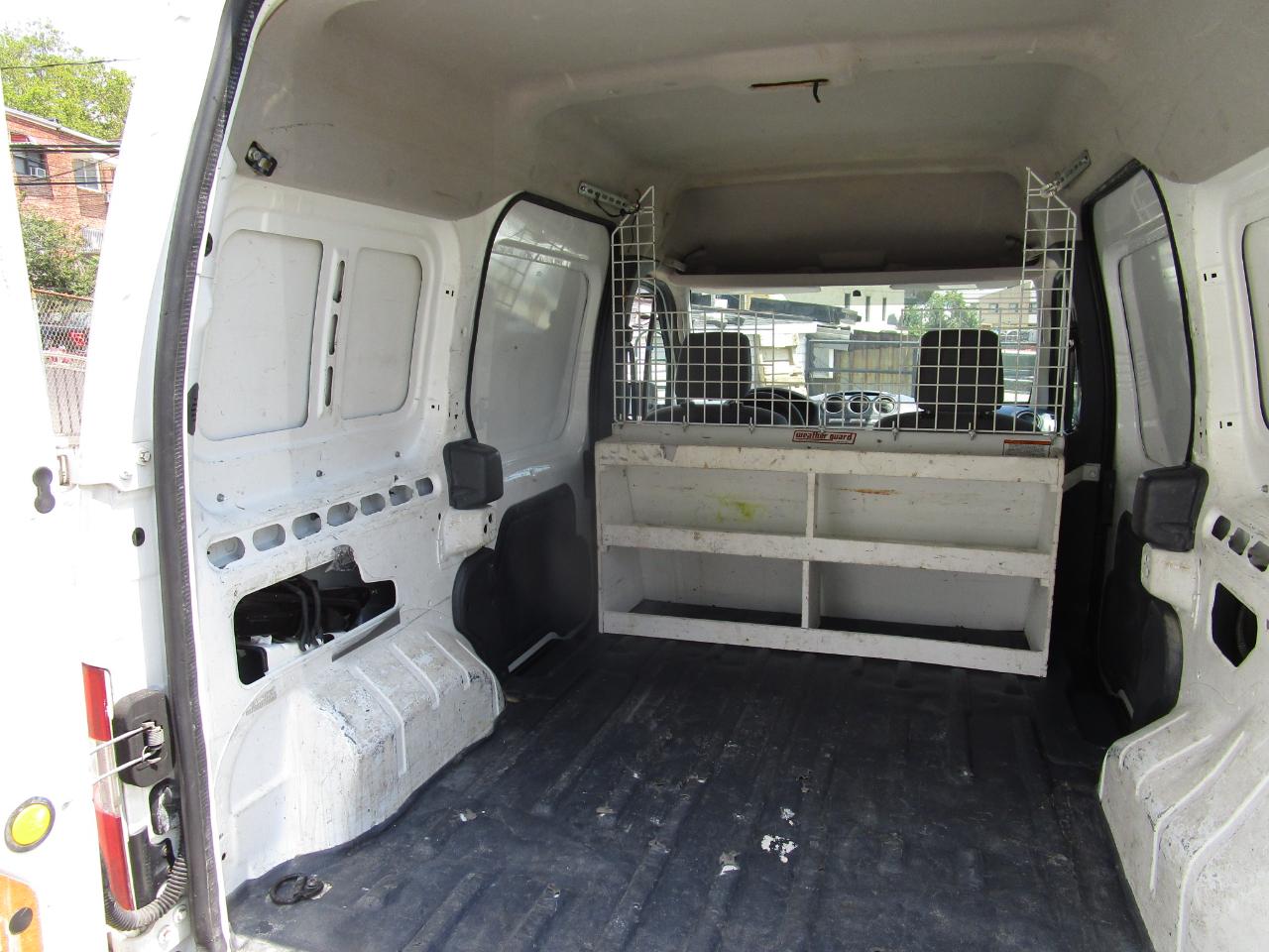 Ford Transit Connect 114.6" XLT w/o side or rear door glass 2012