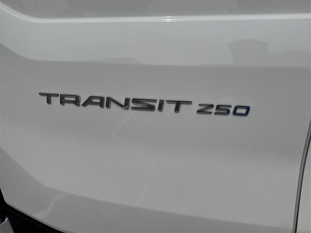 Ford Transit Cargo Van T-250 148" EL Hi Rf 9070 GVWR RWD 2025