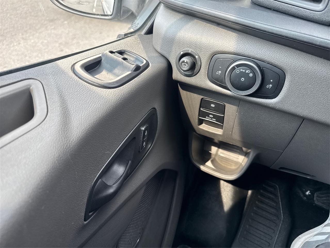 Ford Transit Cargo Van T-250 148" EL Hi Rf 9070 GVWR RWD 2025