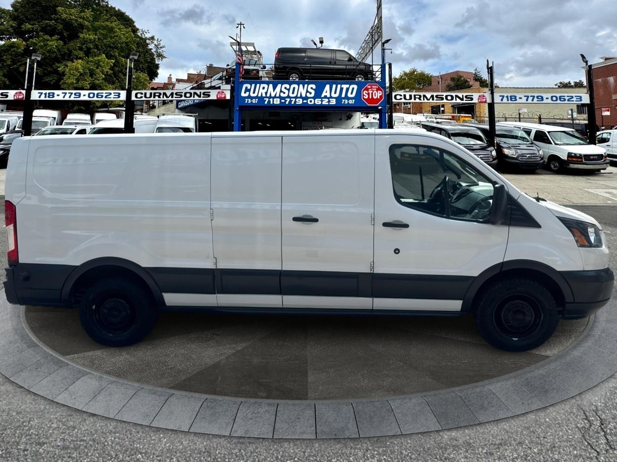 Ford Transit Van T-150 148" Low Rf 8600 GVWR Swing-Out RH Dr 2017
